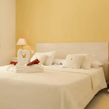 Апартаменты Hacienda Encanto Del Rio Санта-Эулалия-дель-Рио